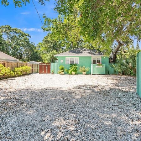 Sarasota, Fl Bungalow - Bright & Breezy Coastal Vibes - 10 Mins To White Sand Beaches Home Exteriör bild