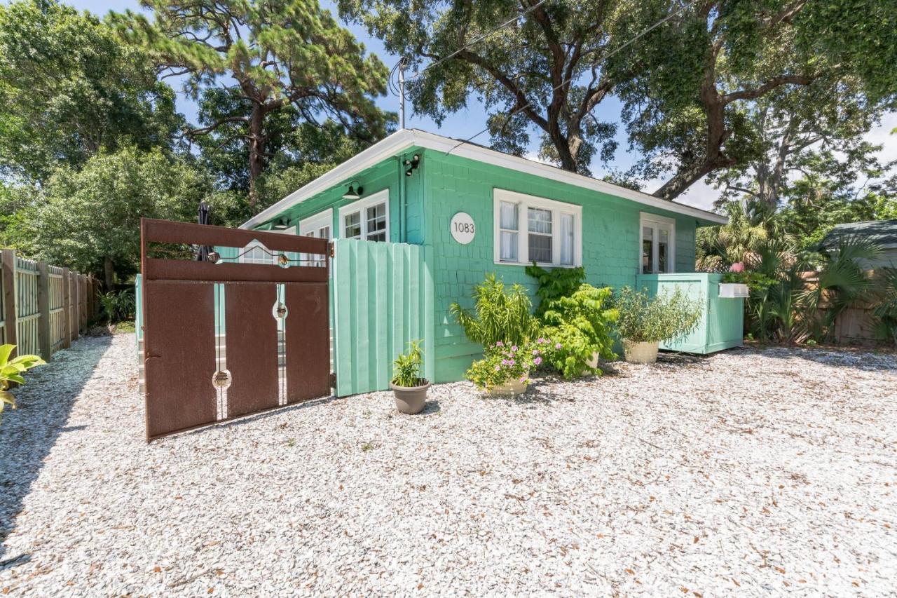 Sarasota, Fl Bungalow - Bright & Breezy Coastal Vibes - 10 Mins To White Sand Beaches Home Exteriör bild