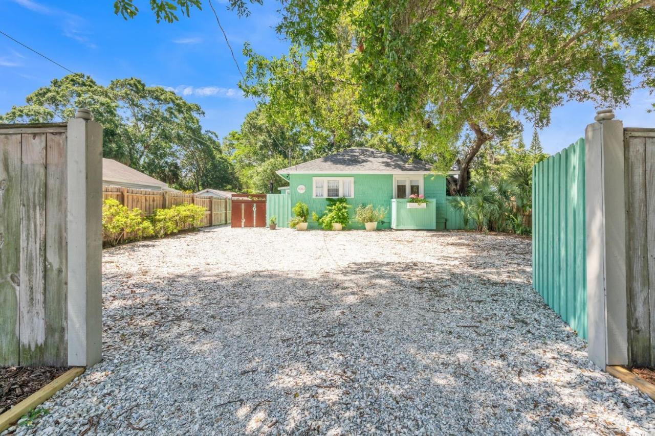 Sarasota, Fl Bungalow - Bright & Breezy Coastal Vibes - 10 Mins To White Sand Beaches Home Exteriör bild