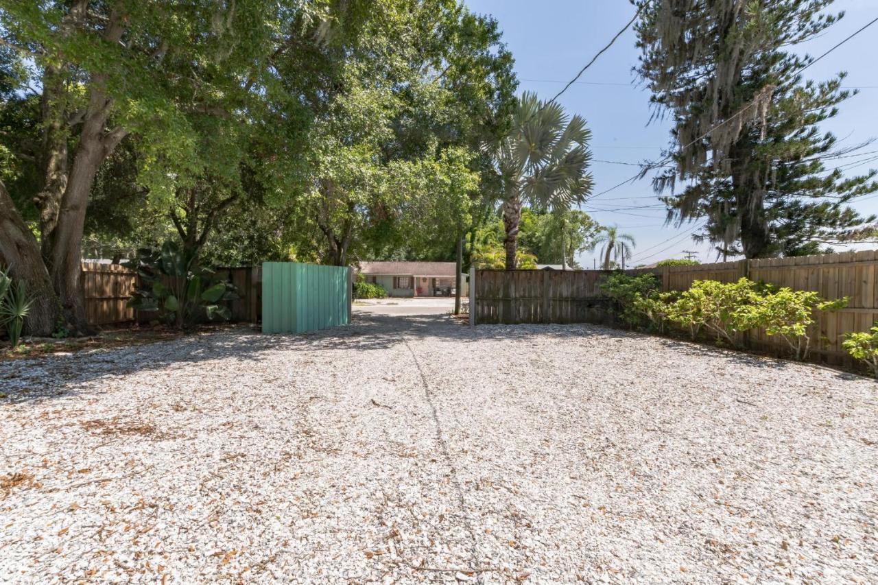 Sarasota, Fl Bungalow - Bright & Breezy Coastal Vibes - 10 Mins To White Sand Beaches Home Exteriör bild